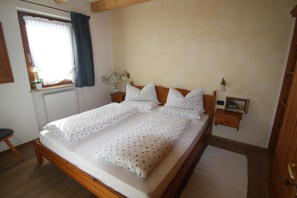 Residence Mairhofer Toblach Pokoj fotografie