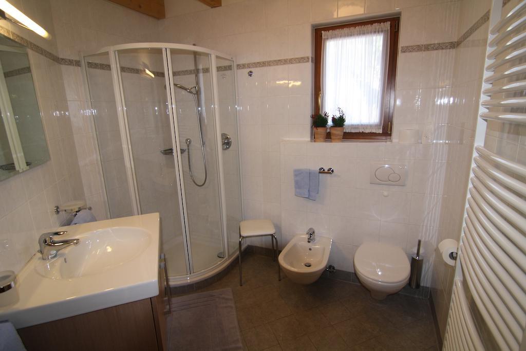 Residence Mairhofer Toblach Pokoj fotografie